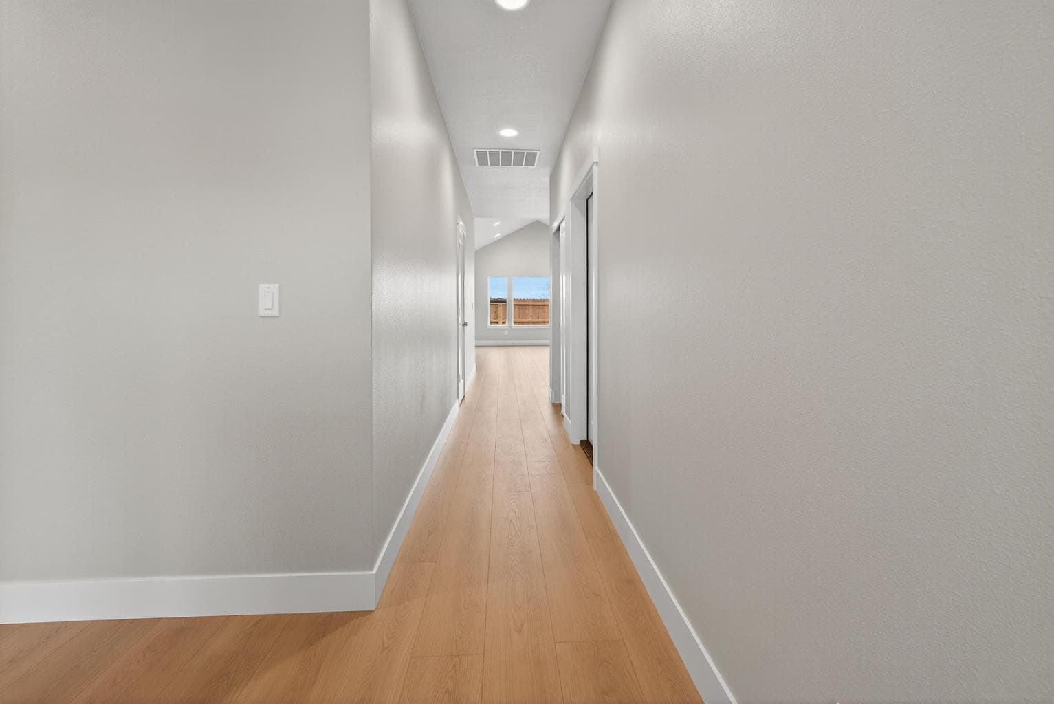 Photo of 4070 SW 38th Place 18 of 49