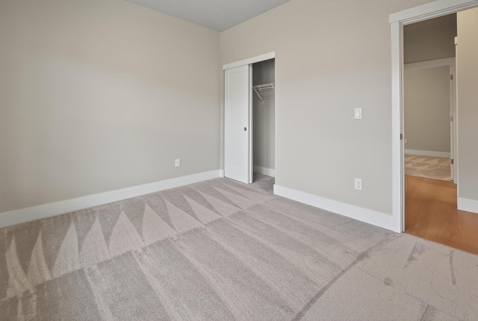 Photo of 4070 SW 38th Place 22 of 49