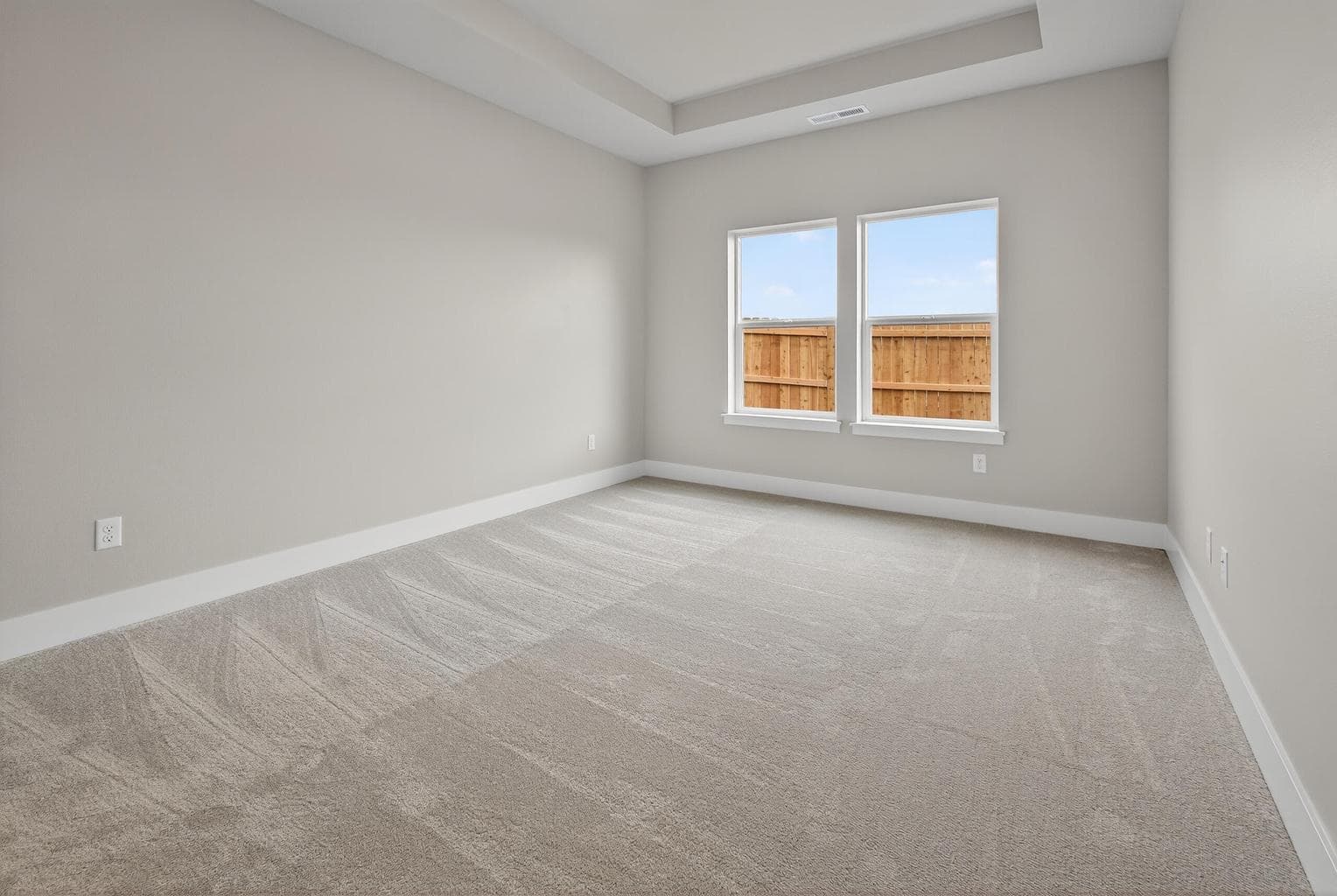 Photo of 4070 SW 38th Place 30 of 49