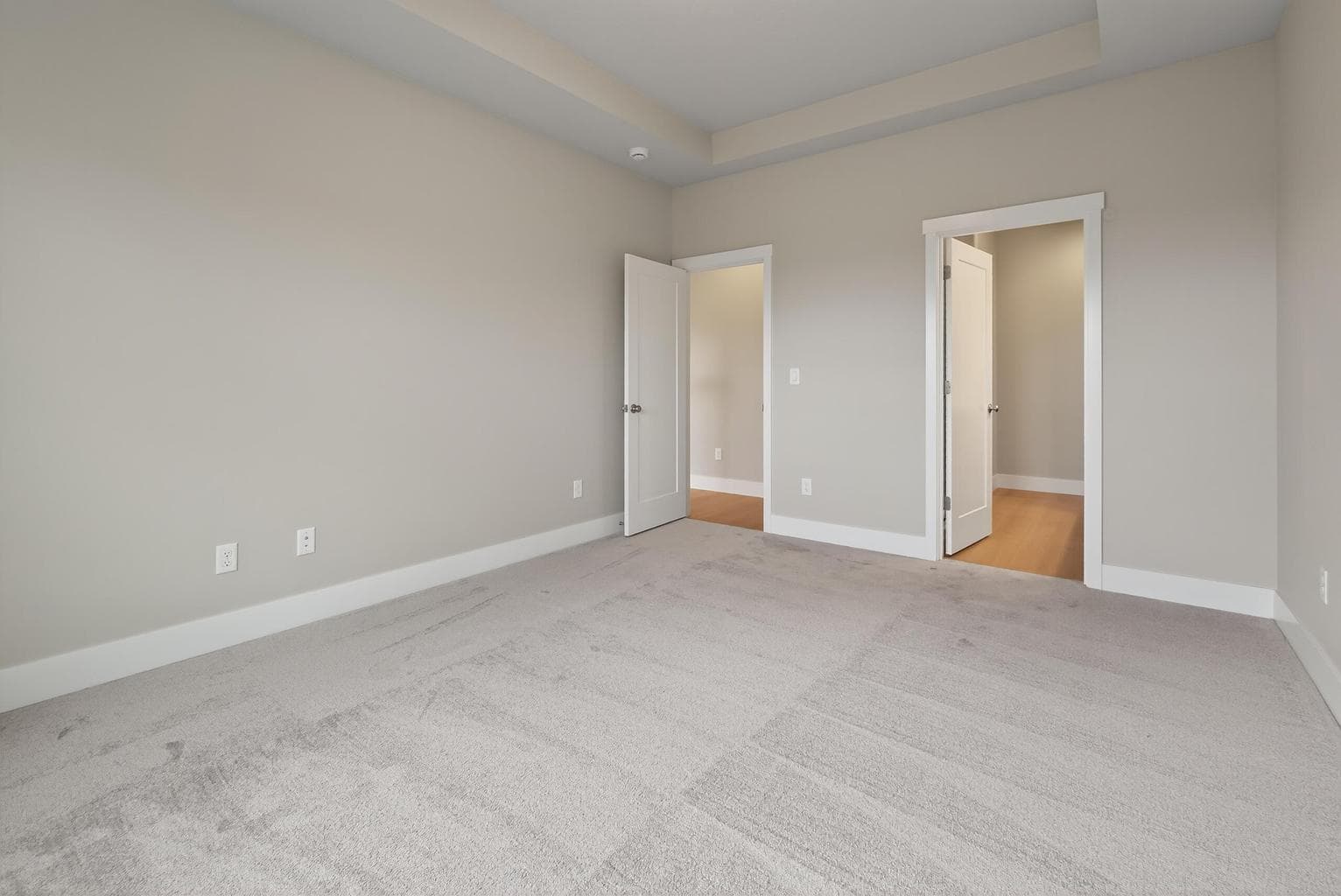 Photo of 4070 SW 38th Place 31 of 49
