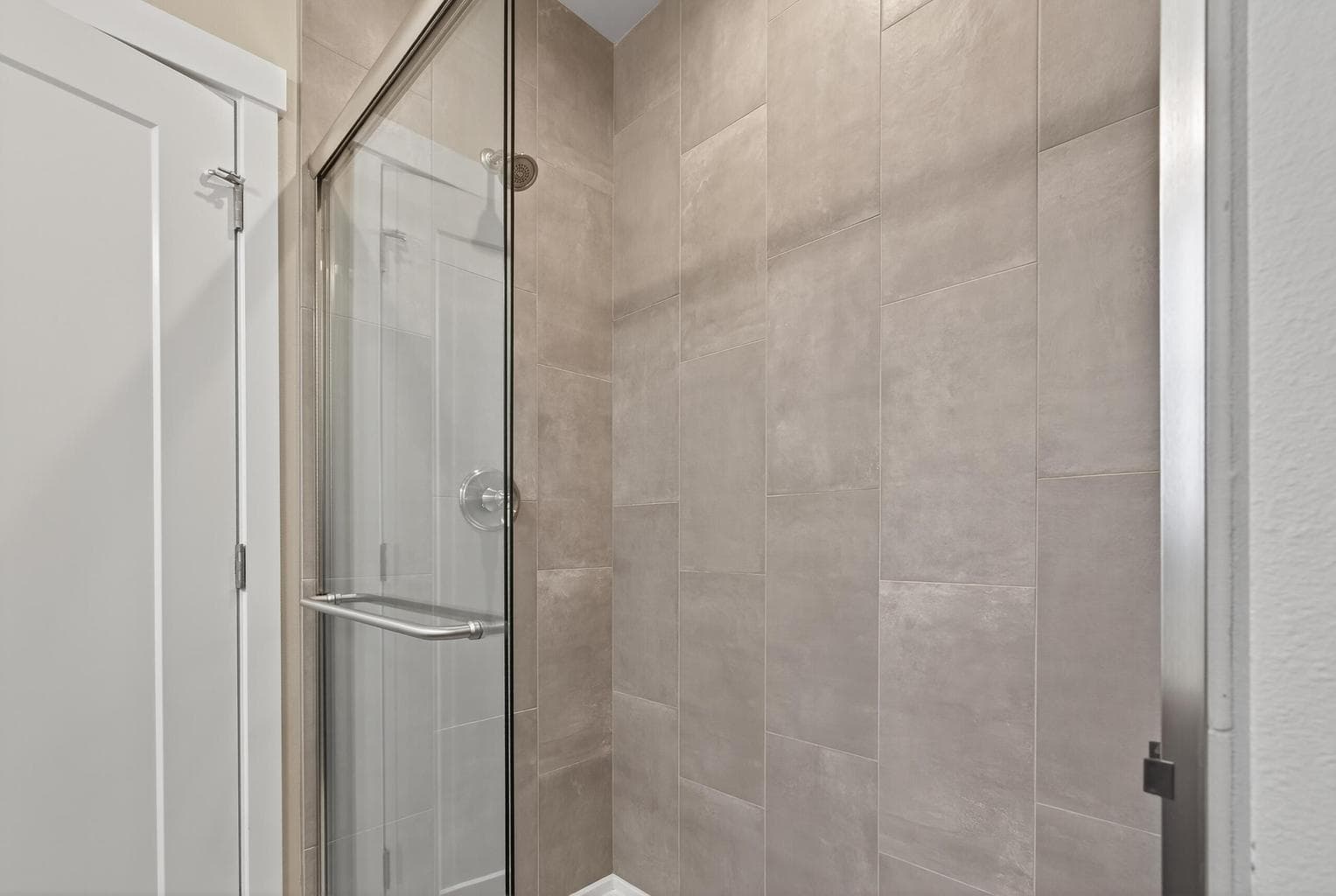 Photo of 4070 SW 38th Place 34 of 49
