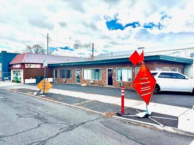 Photo of 308 7th 2 of 2