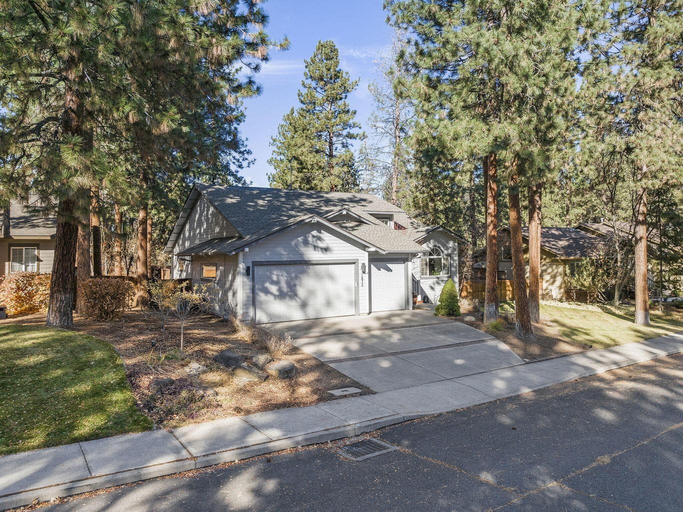 Photo of 1872 NW Hill Point Drive 35 of 39