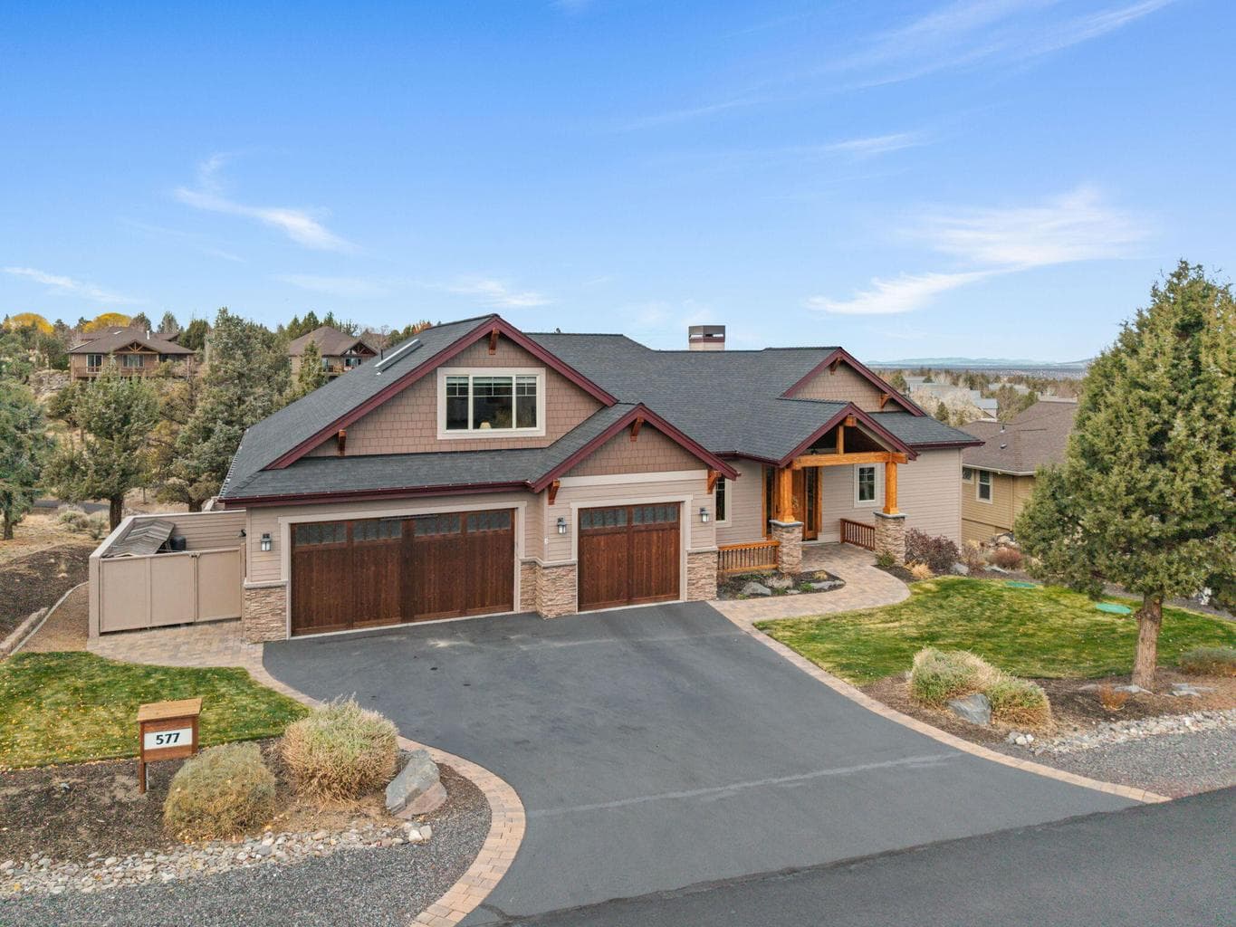 Photo of 577 Highland Meadow 5 of 60