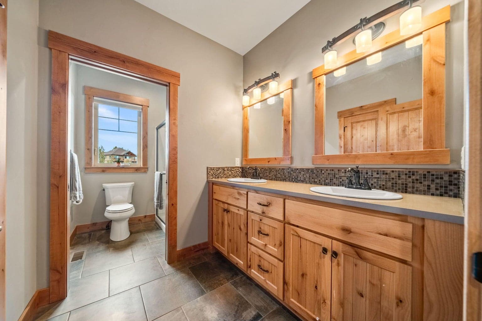 Photo of 577 Highland Meadow Loop 27 of 60