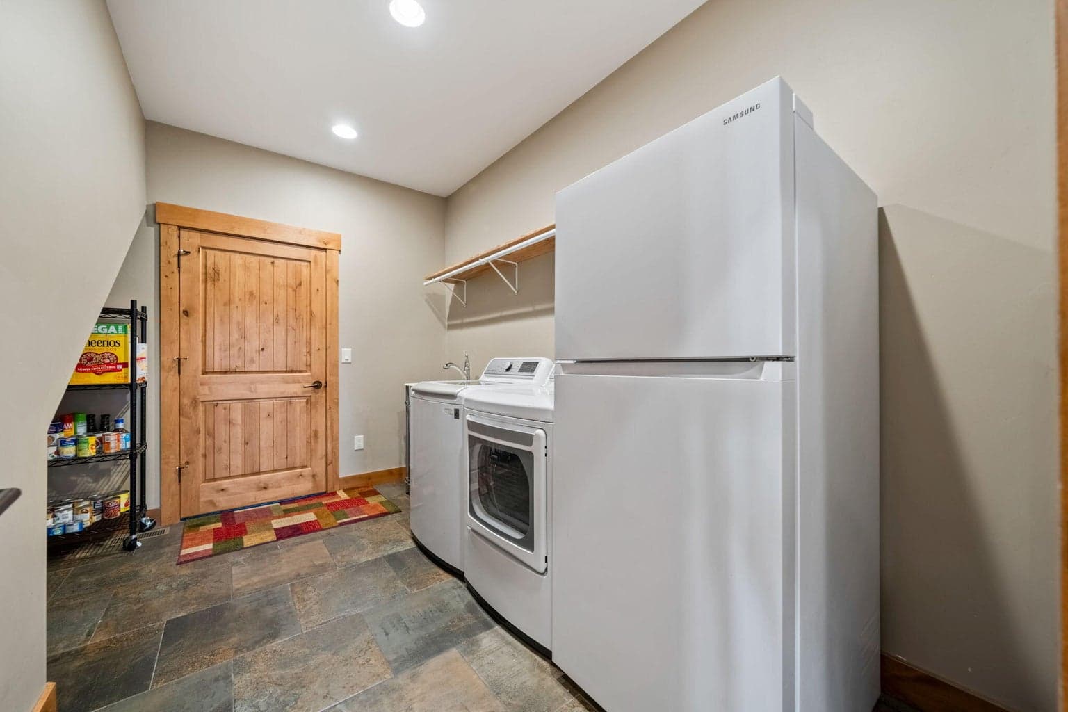 Photo of 577 Highland Meadow Loop 36 of 60