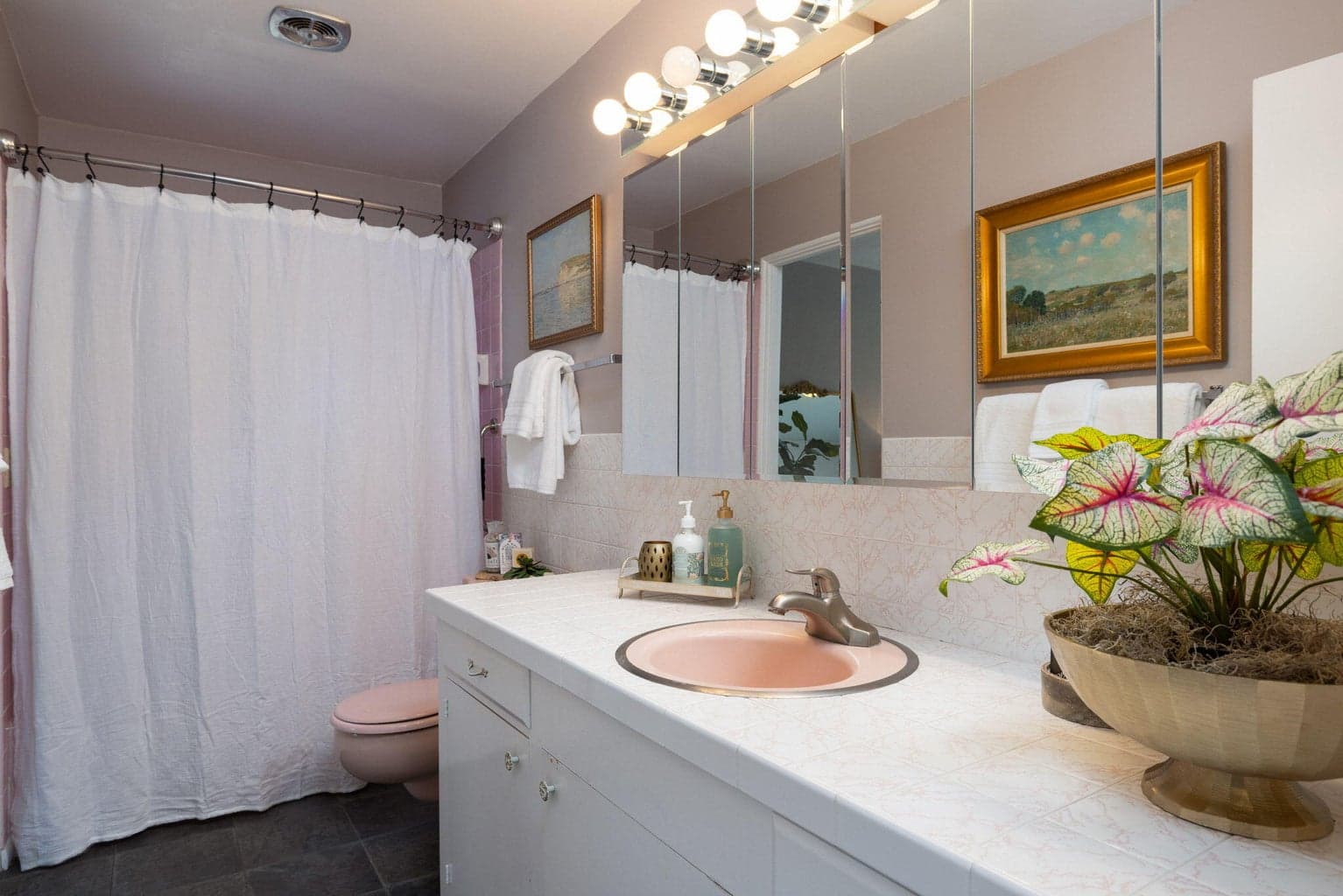 Photo of 531 NW Canyon Drive 17 of 41