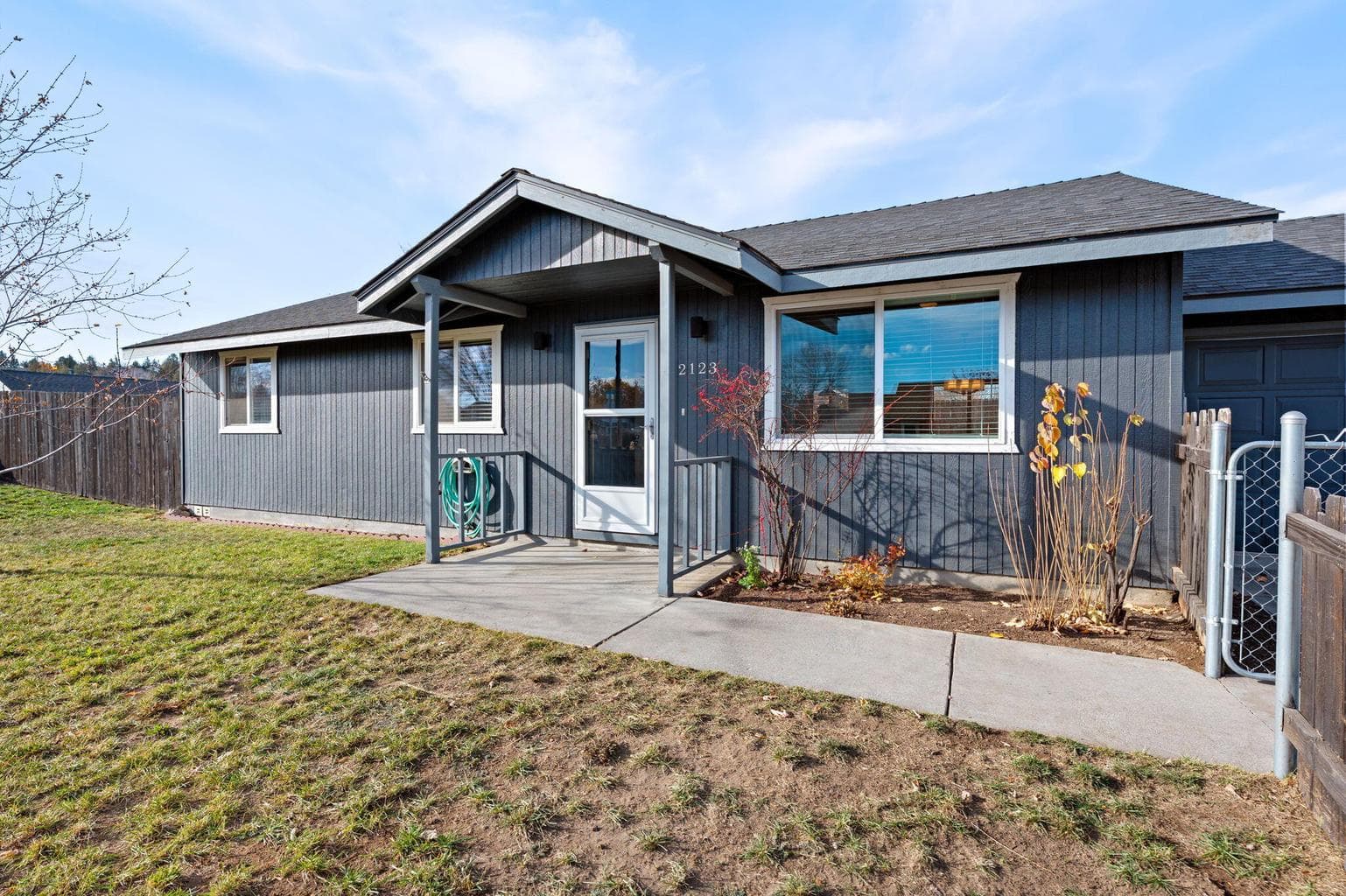 Photo of 2123 33rd 1 of 36