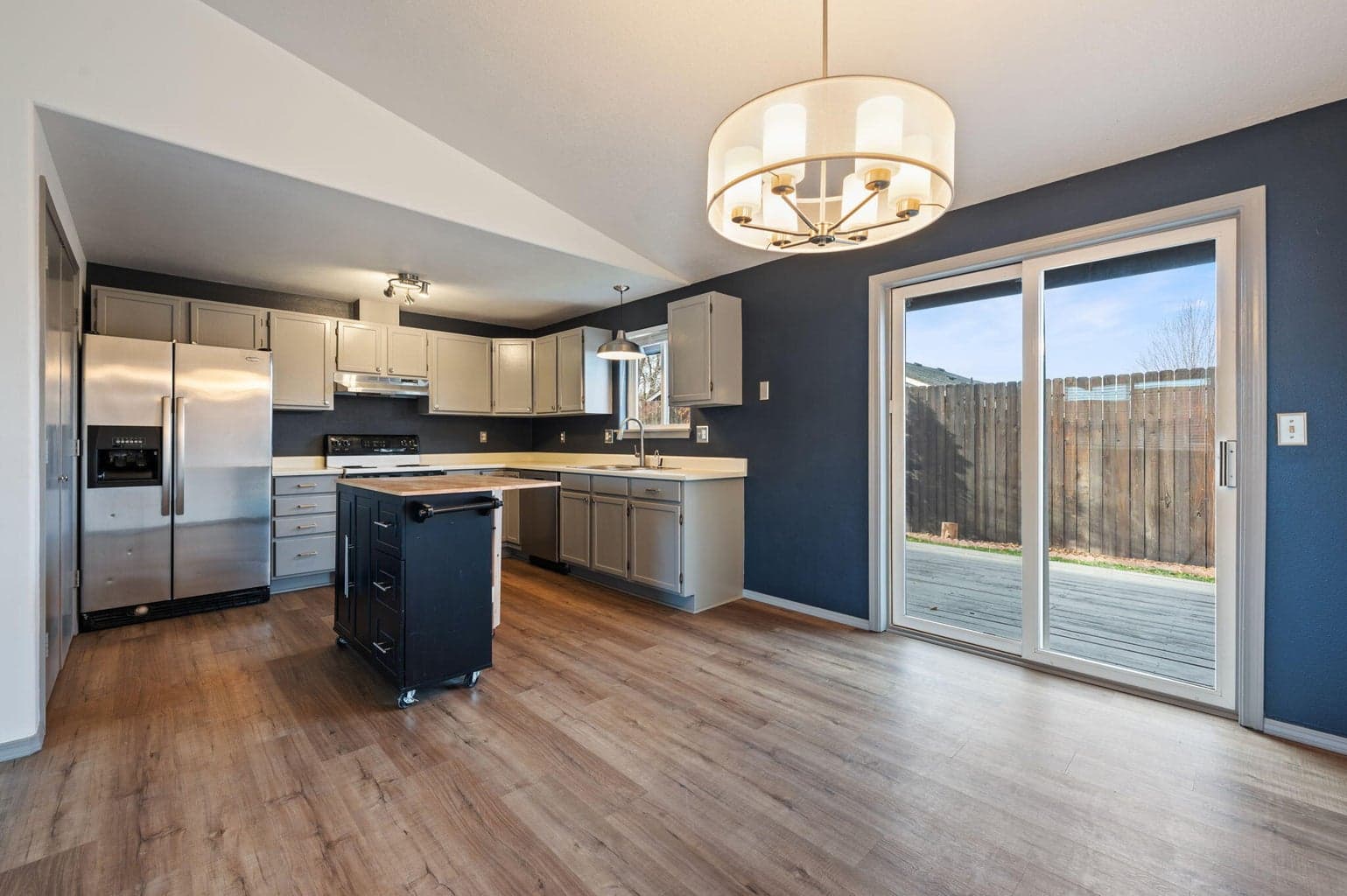 Photo of 2123 SW 33rd Street 12 of 36