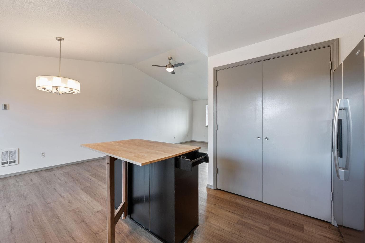 Photo of 2123 SW 33rd Street 13 of 36