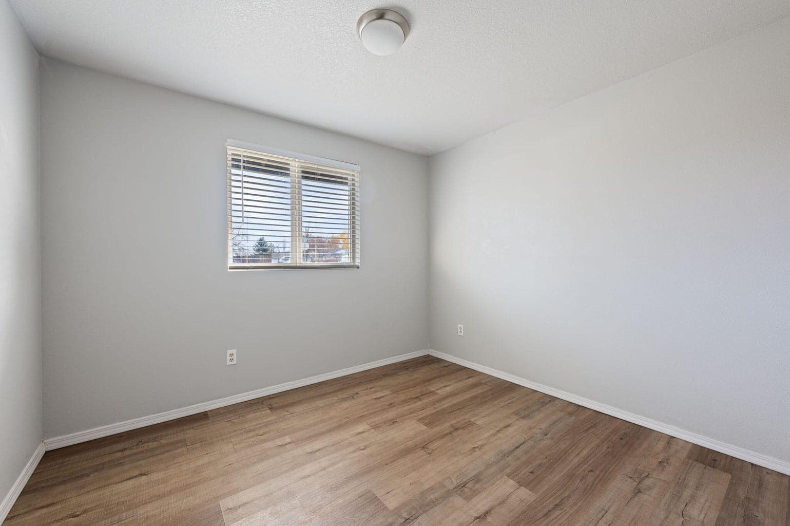 Photo of 2123 SW 33rd Street 21 of 36