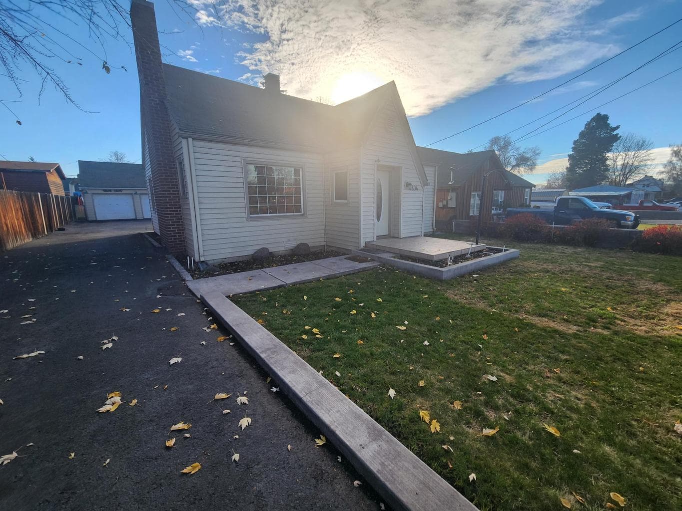 Photo of 4634 Crosby 4 of 32