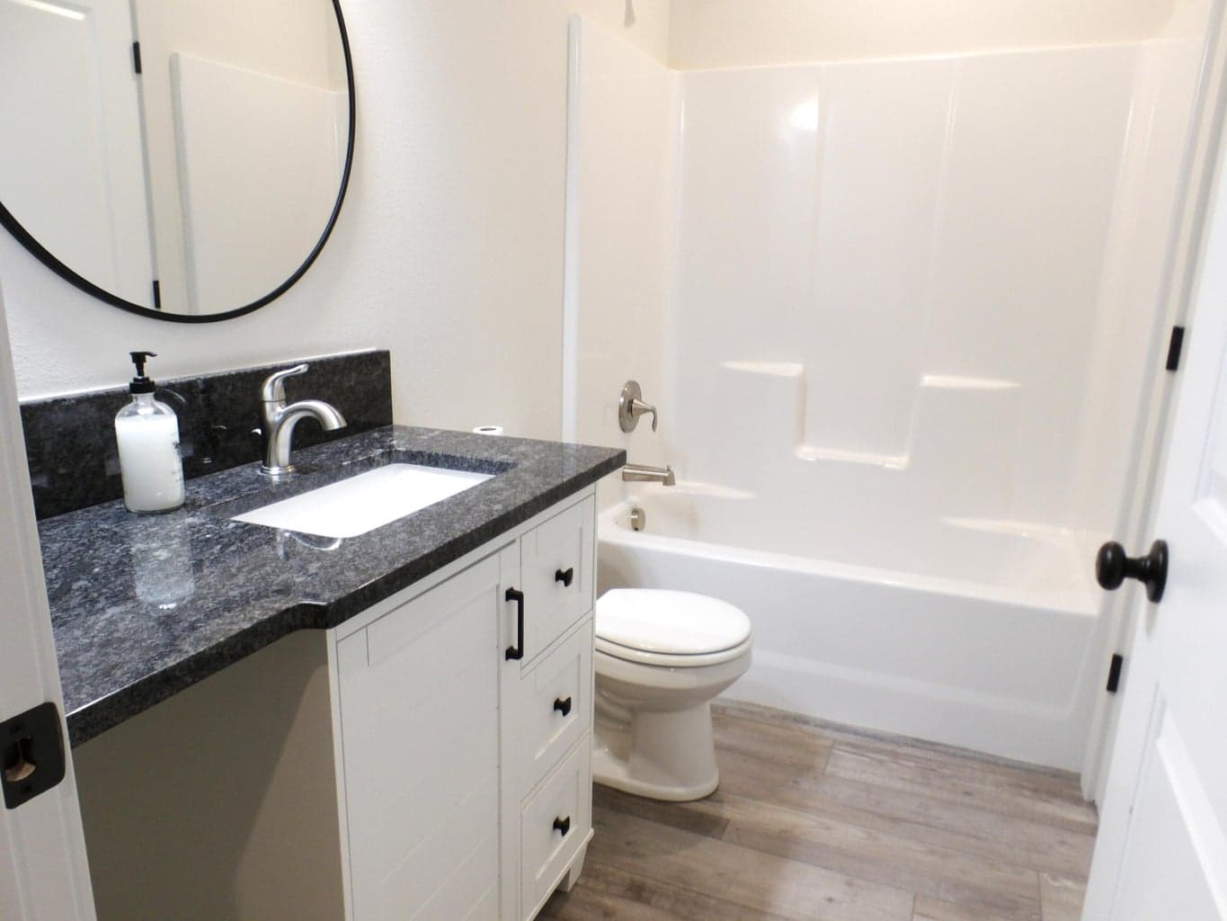 Photo of 3154 NW Cedar Avenue 17 of 26