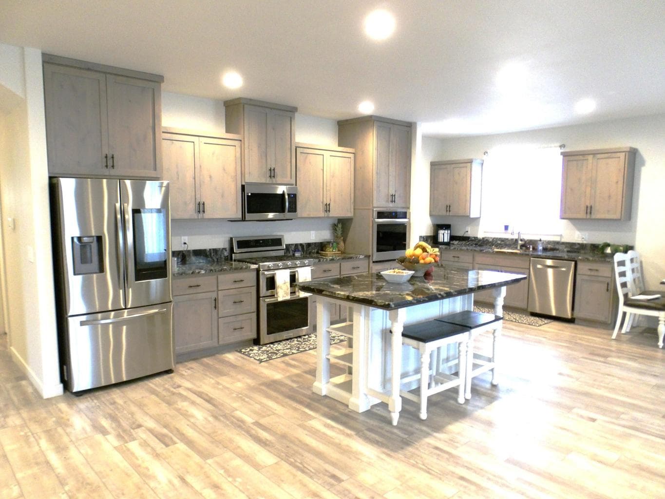 Photo of 3154 NW Cedar Avenue 6 of 26