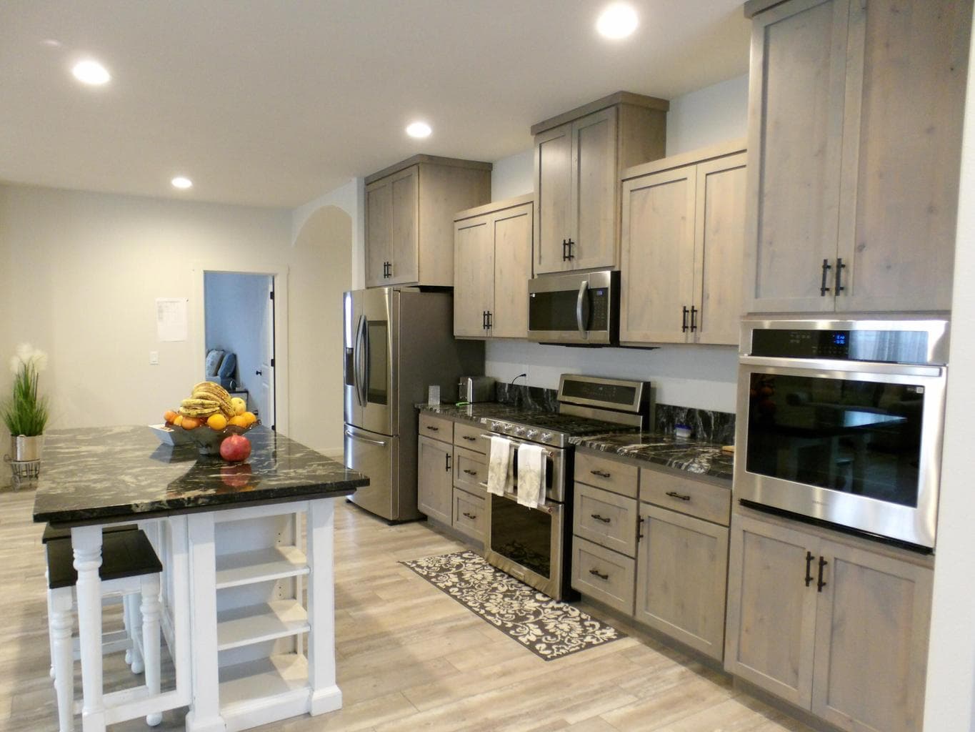 Photo of 3154 NW Cedar Avenue 11 of 26