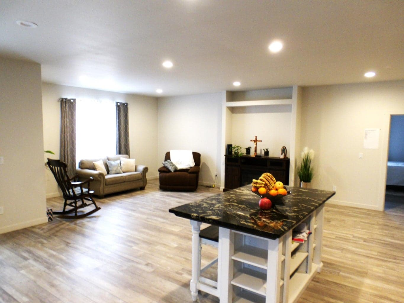 Photo of 3154 Cedar 3 of 26