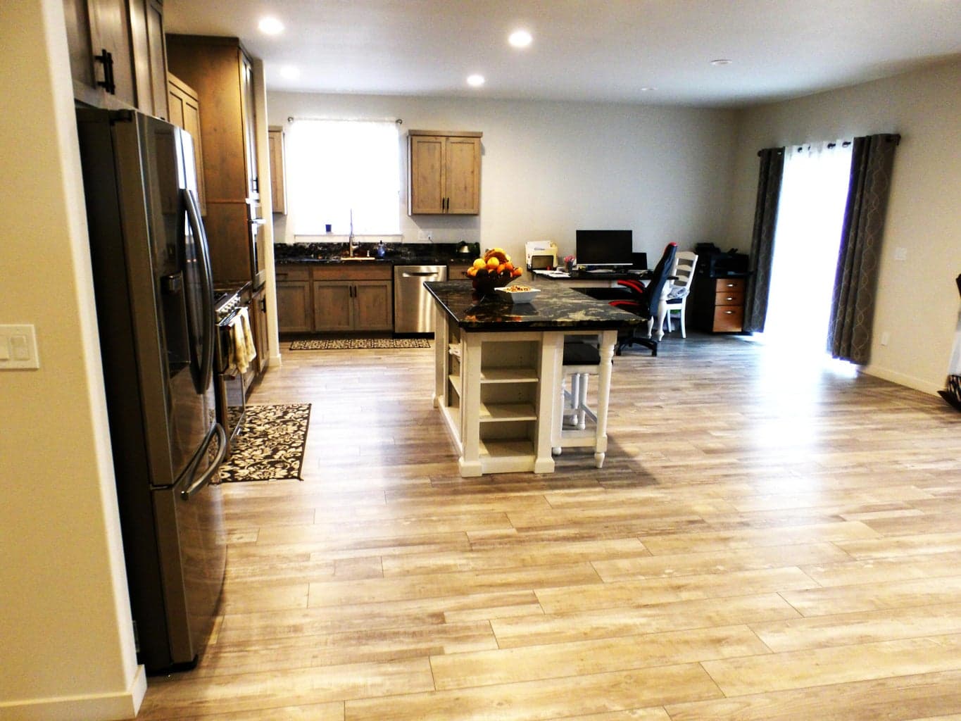 Photo of 3154 NW Cedar Avenue 10 of 26