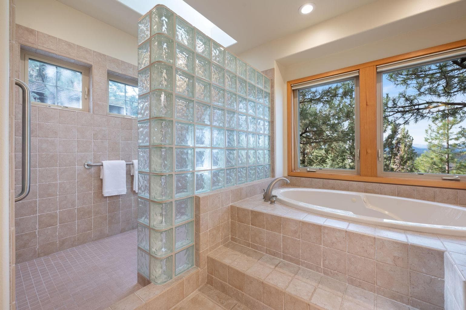 Photo of 3225 NW Metke Place 26 of 46