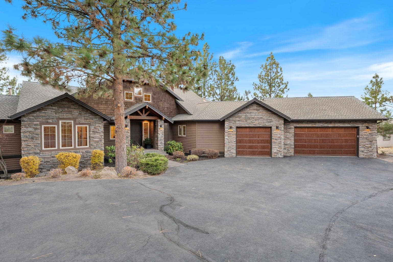 Photo of 3225 NW Metke Place 44 of 46