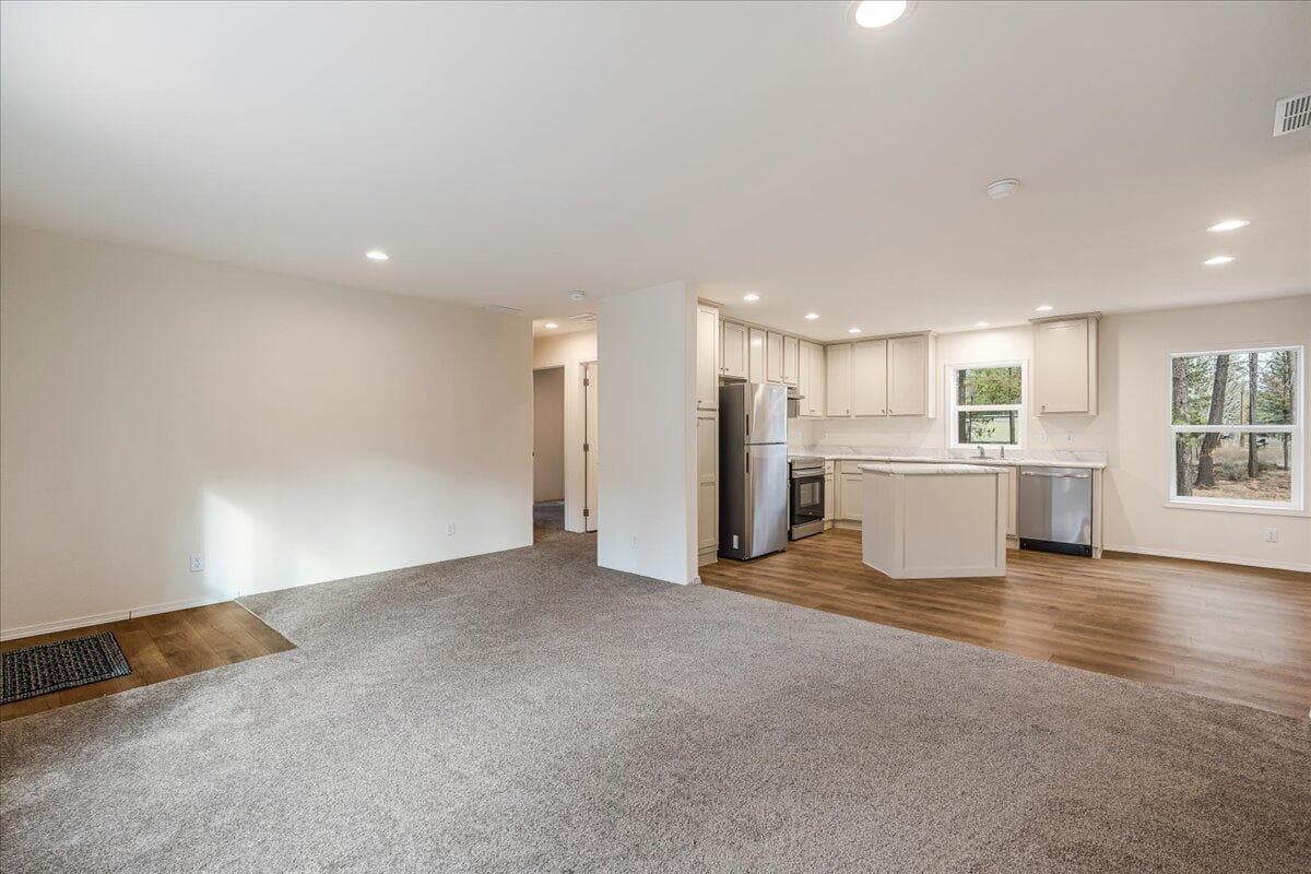 Photo of 52710 Oak Drive 11 of 27