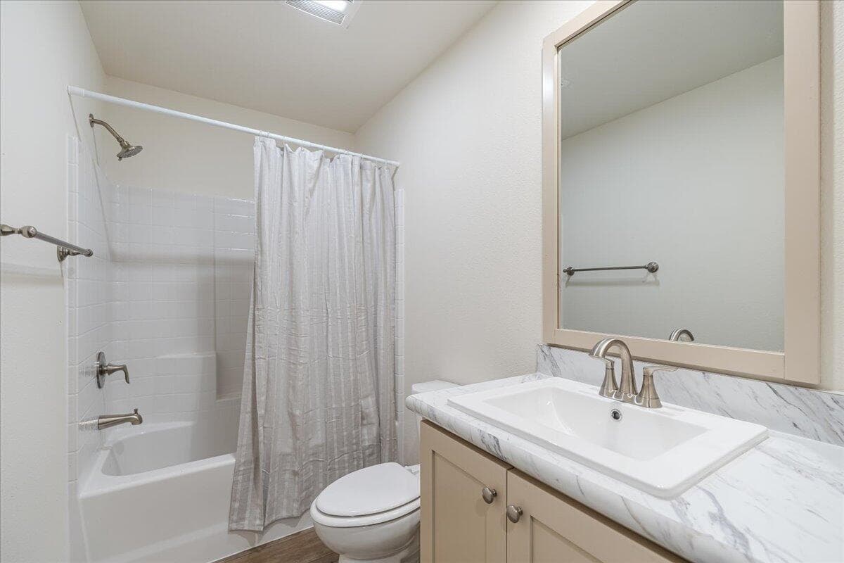 Photo of 52710 Oak Drive 16 of 27