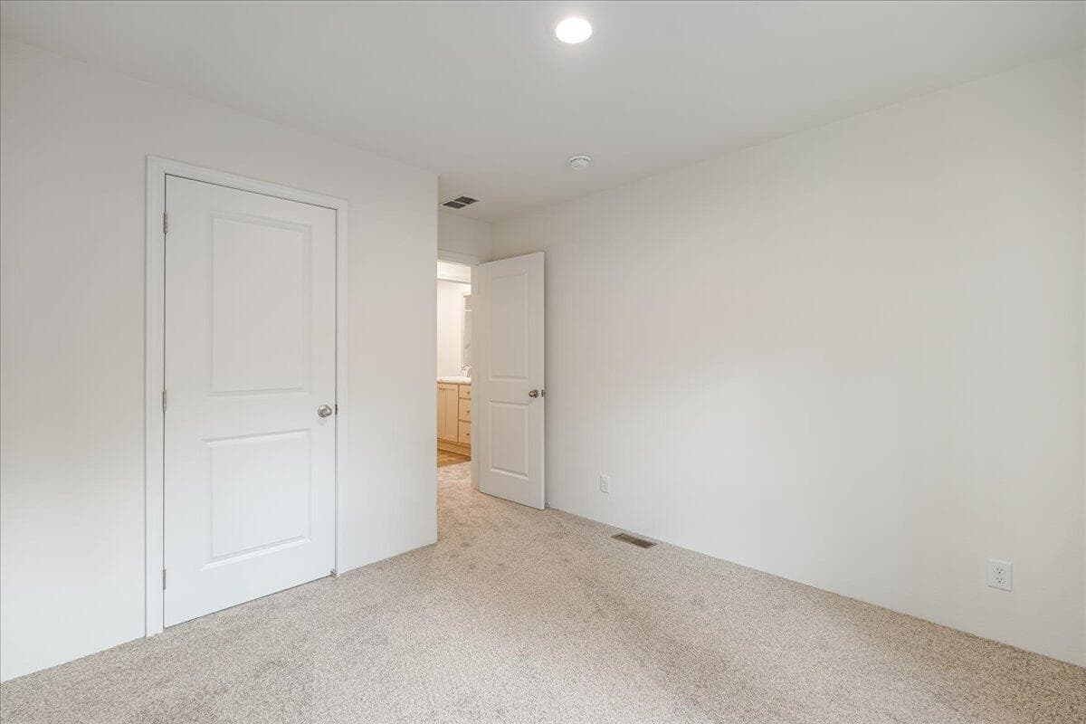 Photo of 52710 Oak Drive 20 of 27