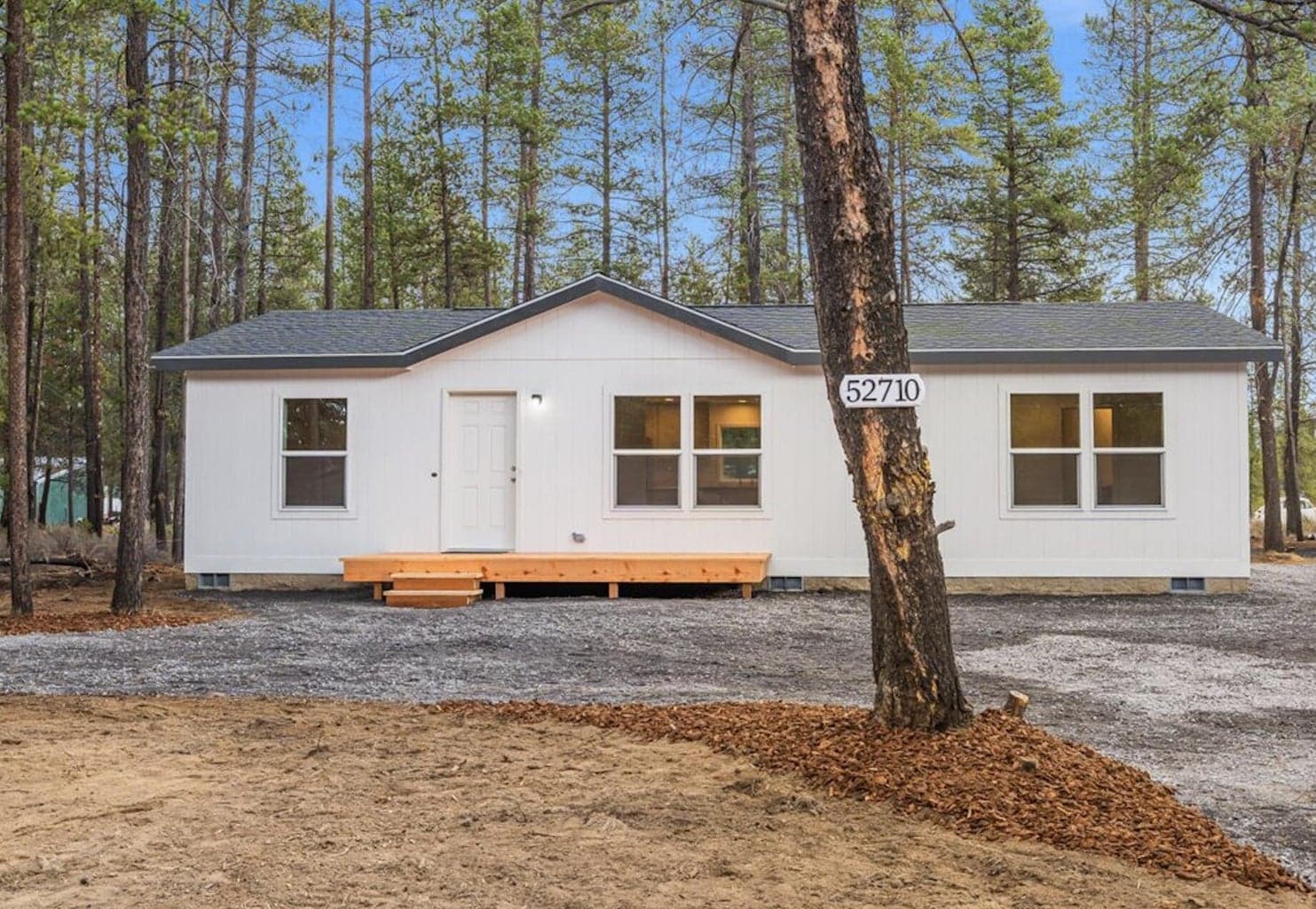 Photo of 52710 Oak Drive 4 of 27