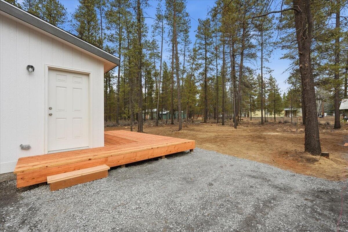 Photo of 52710 Oak Drive 23 of 27