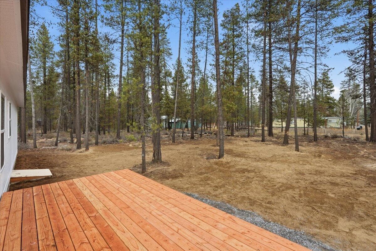Photo of 52710 Oak Drive 26 of 27