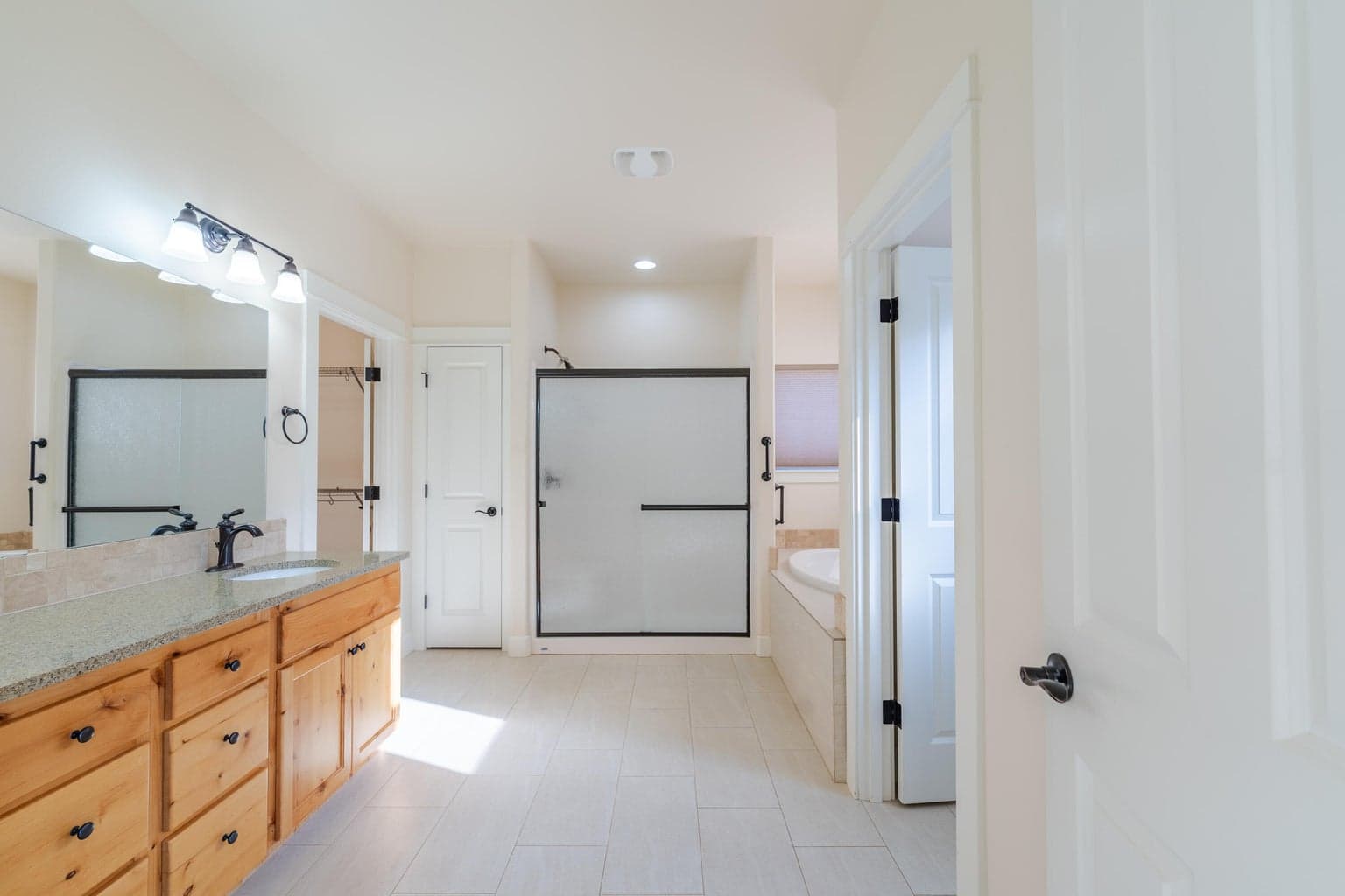 Photo of 1752 NW Upas Avenue 44 of 68