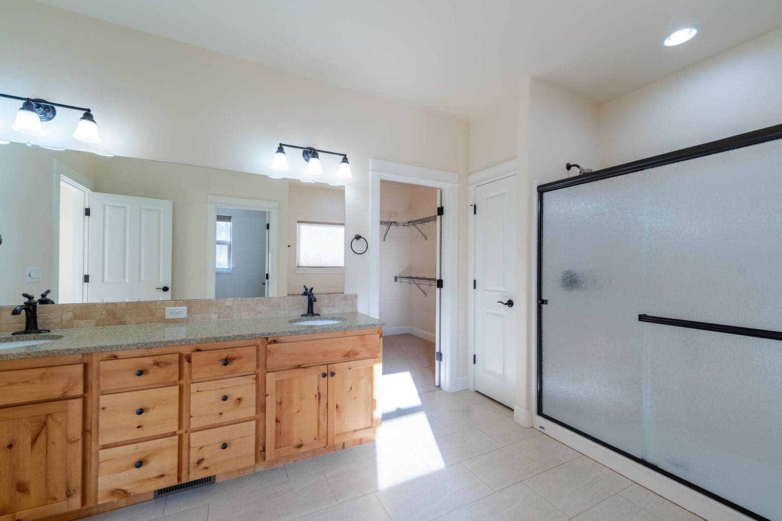 Photo of 1752 NW Upas Avenue 45 of 68
