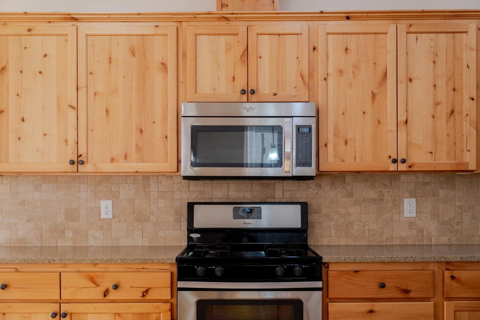 Photo of 1752 NW Upas Avenue 16 of 68