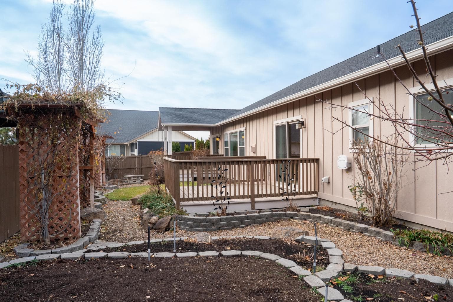Photo of 1752 NW Upas Avenue 61 of 68