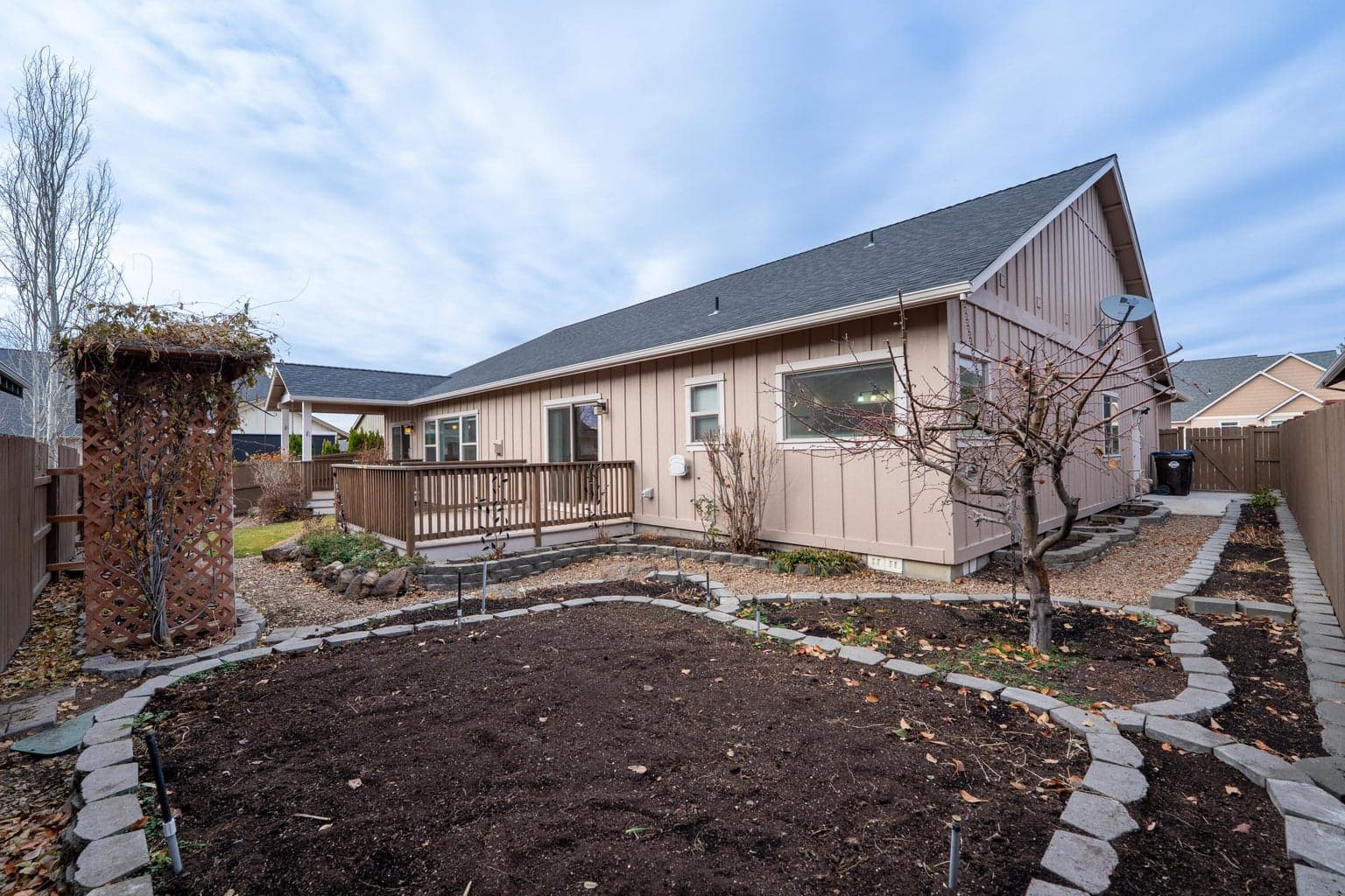 Photo of 1752 NW Upas Avenue 67 of 68