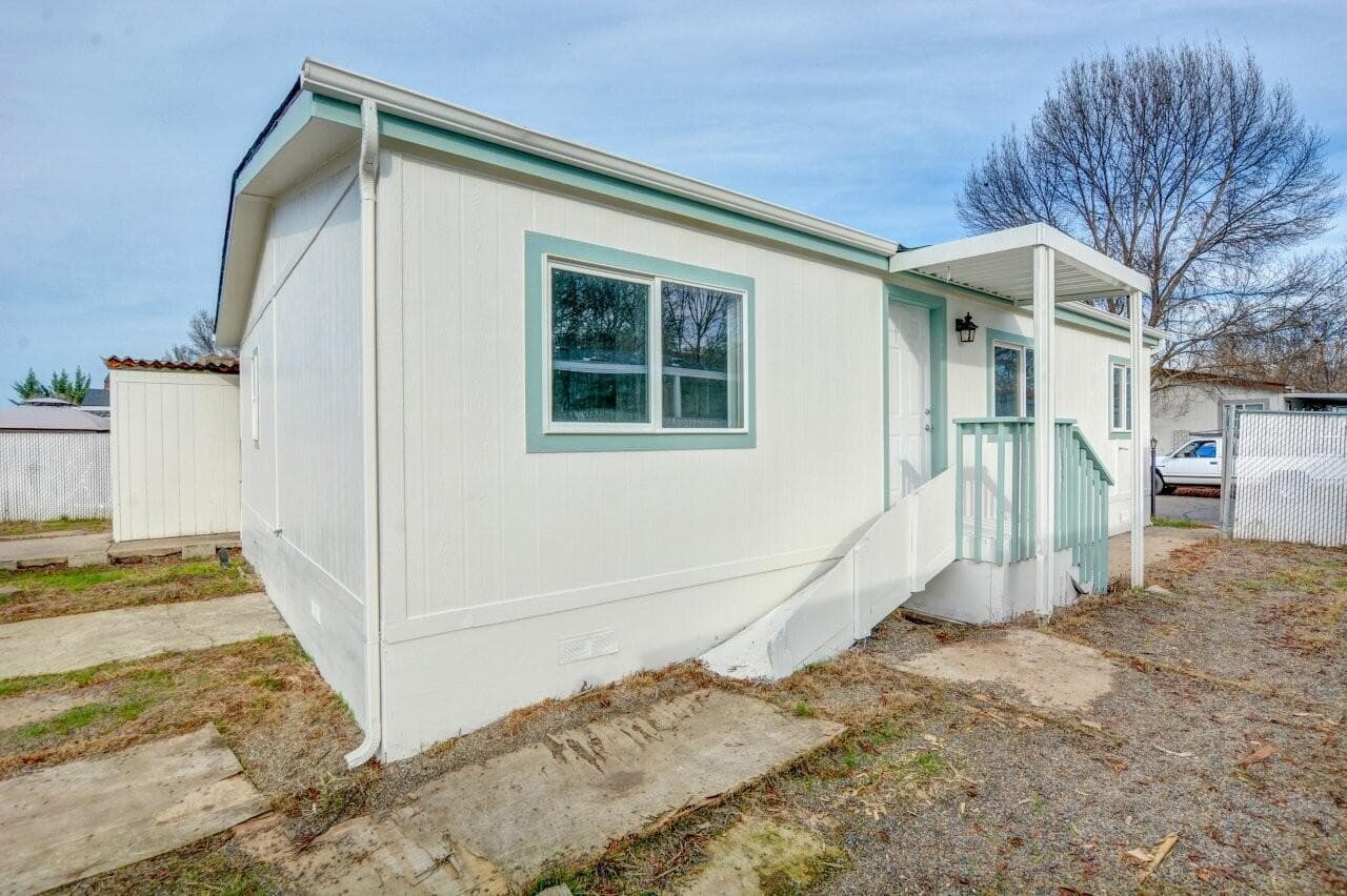 633 Archwood