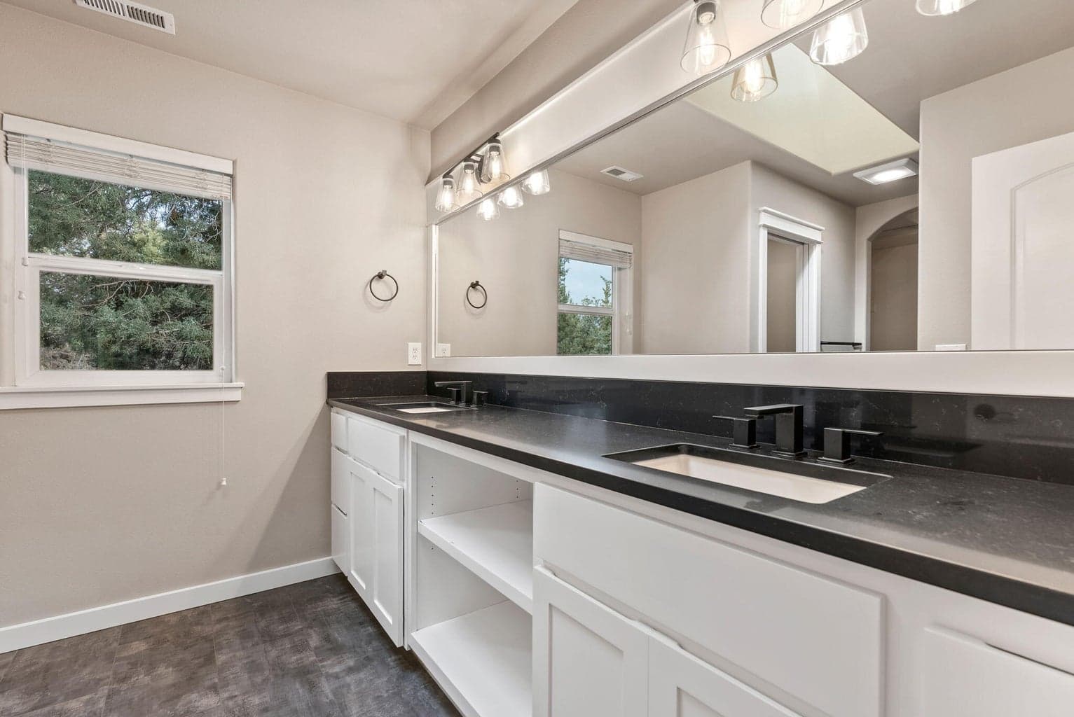 Photo of 20939 Blue Bush Court 11 of 29
