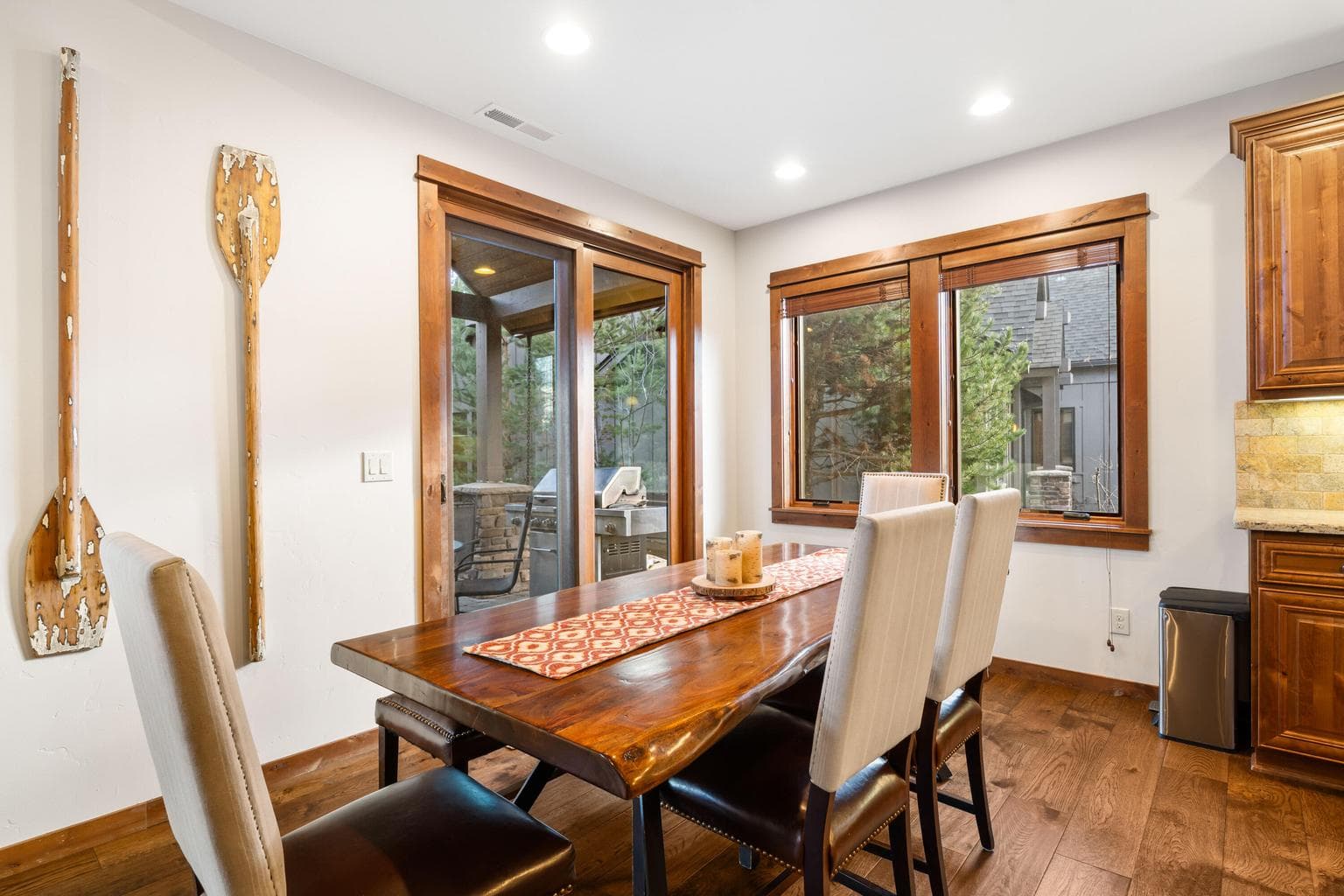 Photo of 56564 Caldera Springs Court 10 of 31