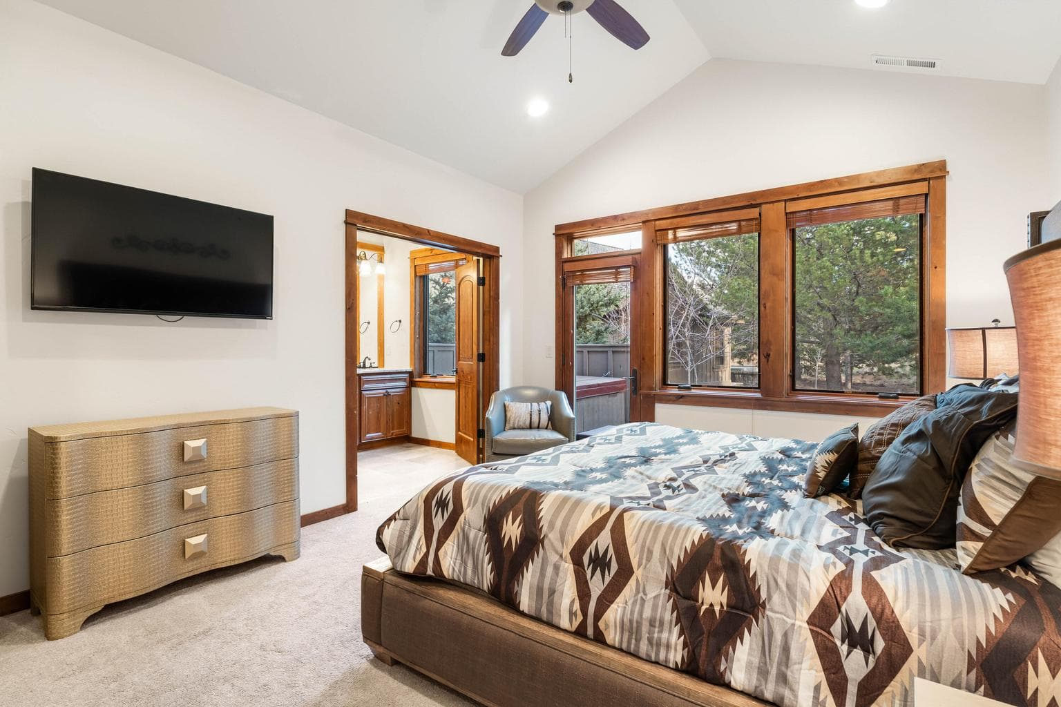 Photo of 56564 Caldera Springs Court 15 of 31