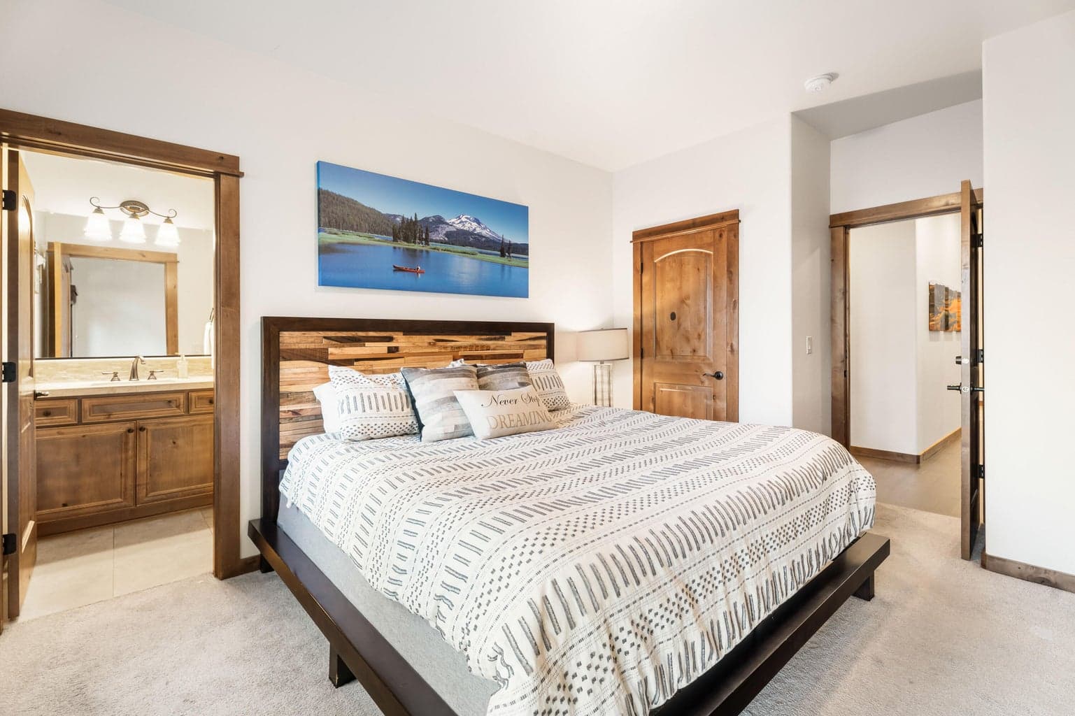 Photo of 56564 Caldera Springs Court 20 of 31
