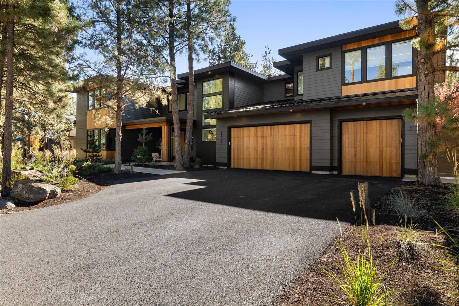 Photo of 19896 Alderwood 1 of 87