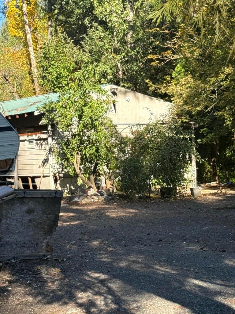 17904 Redwood, Selma, 97538