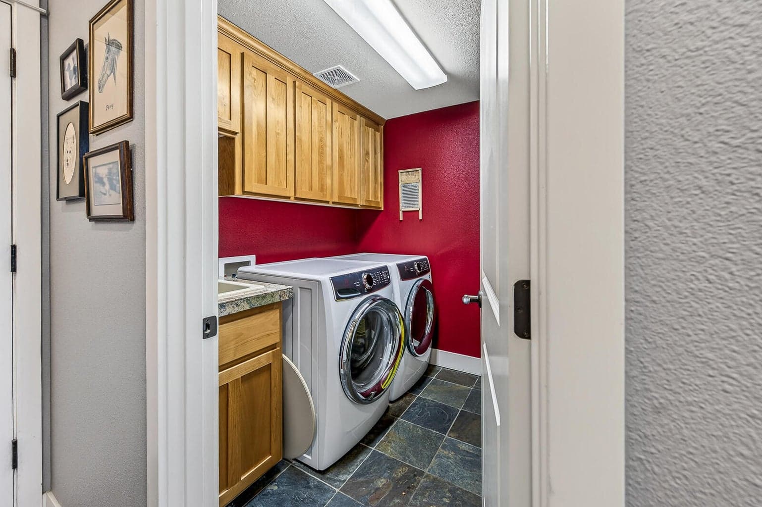 Photo of 2729 NW Havre Court 15 of 48