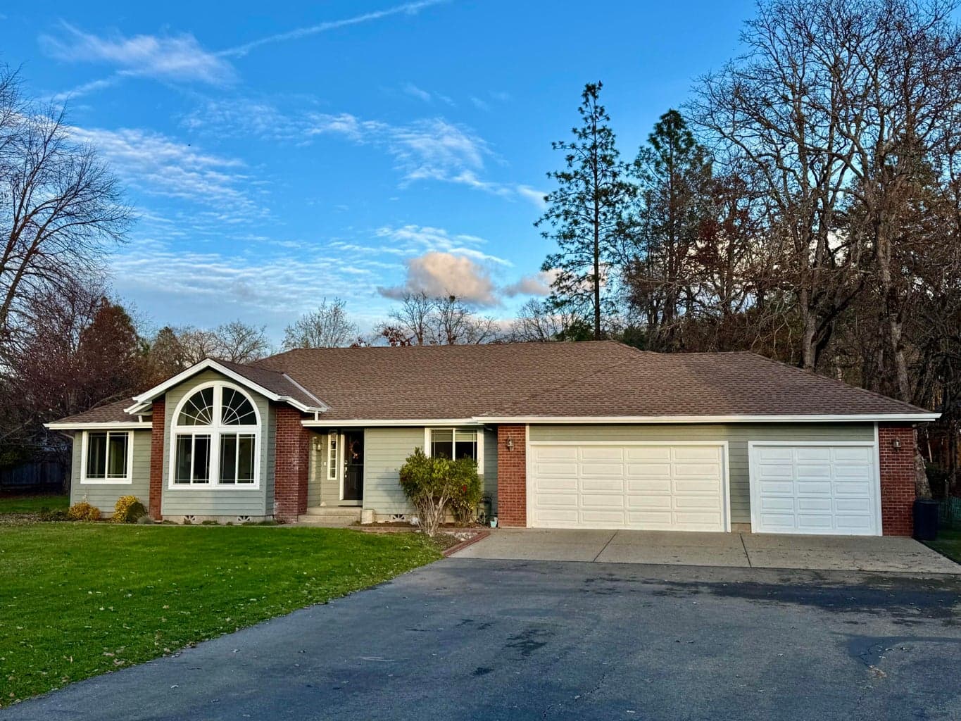 197 Jo Creek, Merlin, 97532