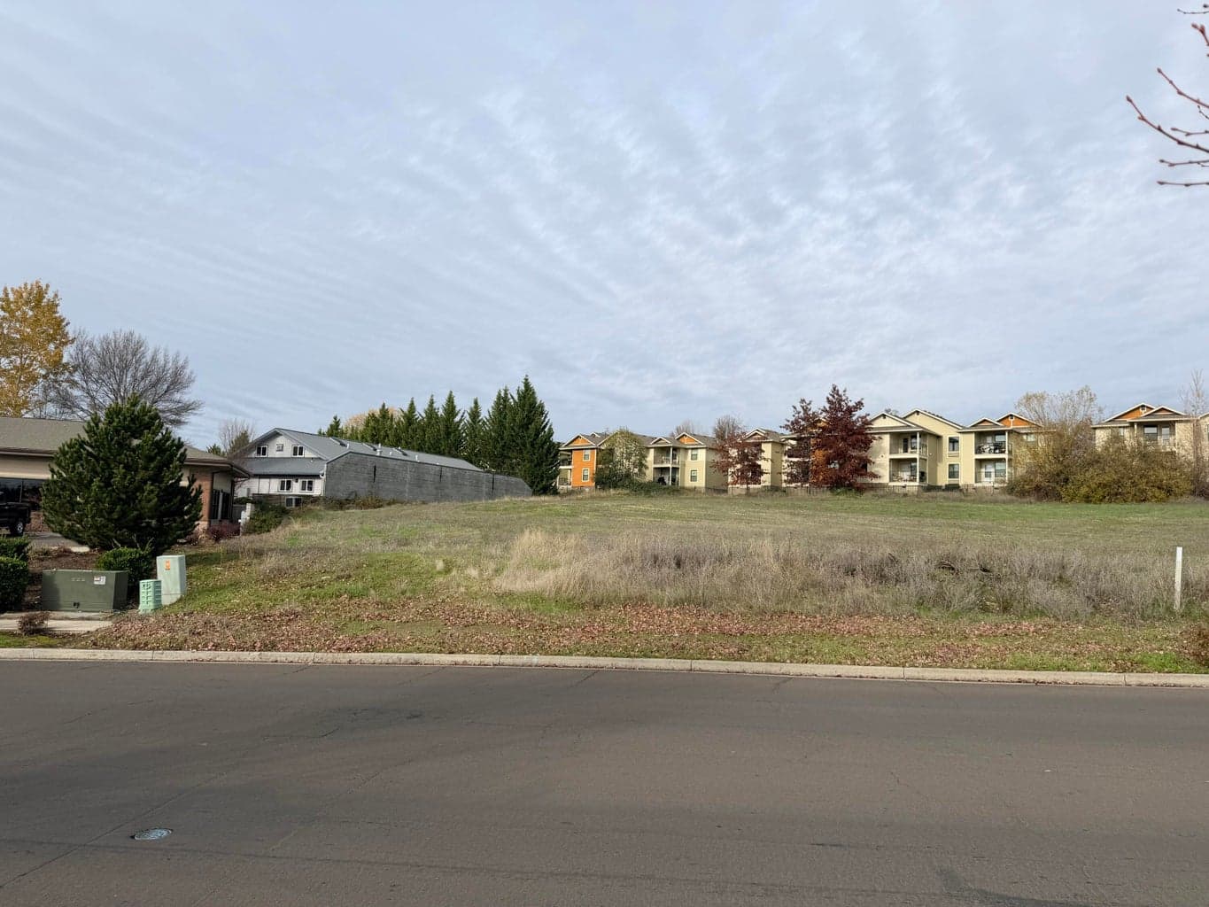 Photo of 3583 Arrowhead 2 of 14