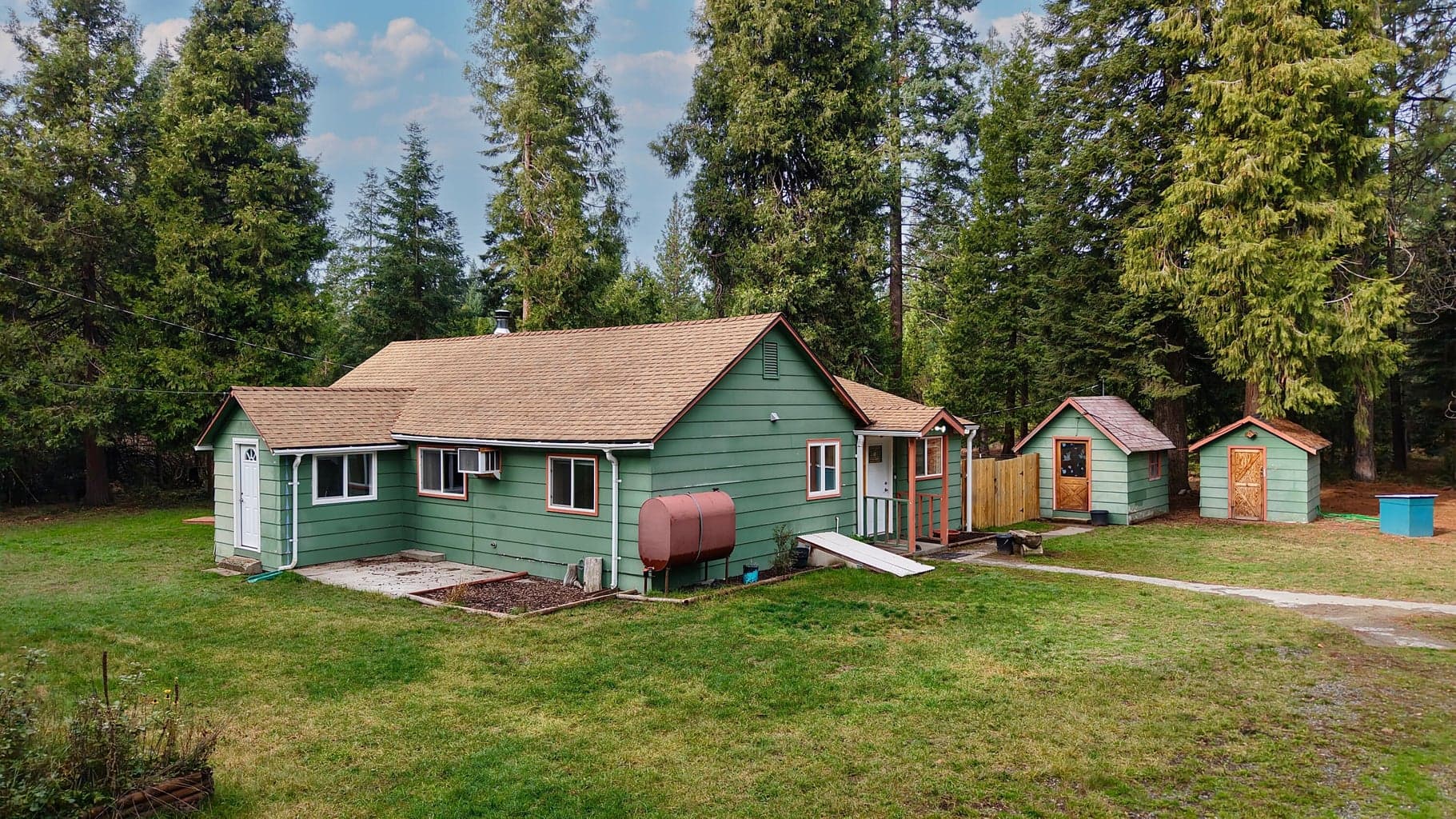431 Red Blanket, Prospect, 97536