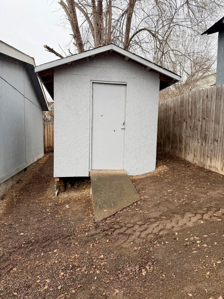 Photo of 470 SE 10th Street 21 of 22