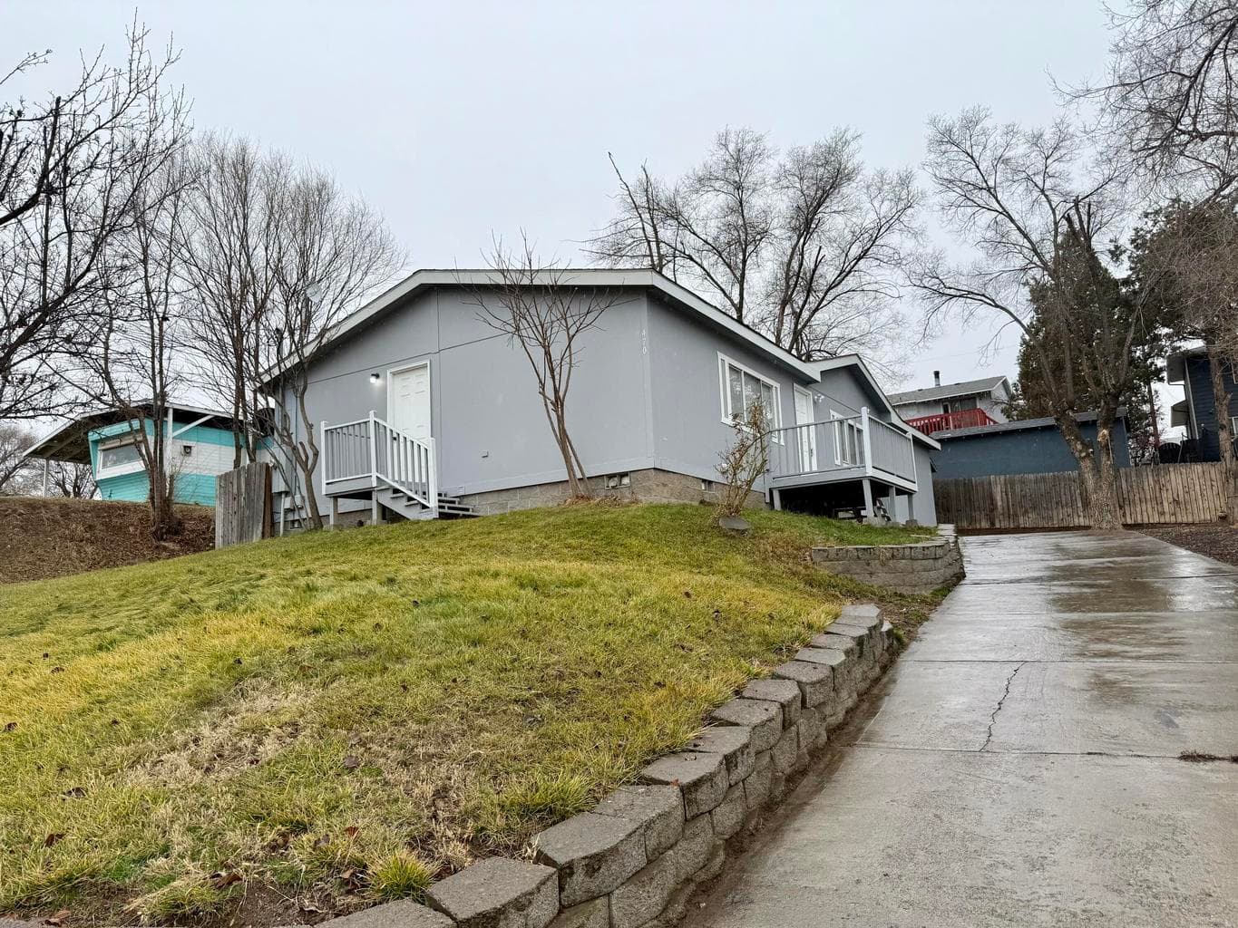 Photo of 470 SE 10th Street 22 of 22