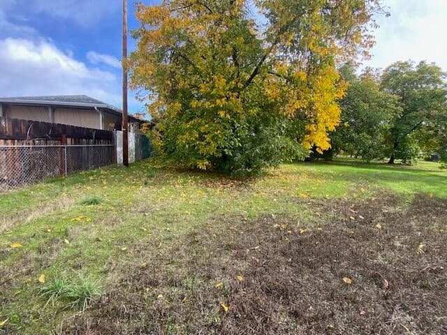 Photo of 3364 Bursell 3 of 9