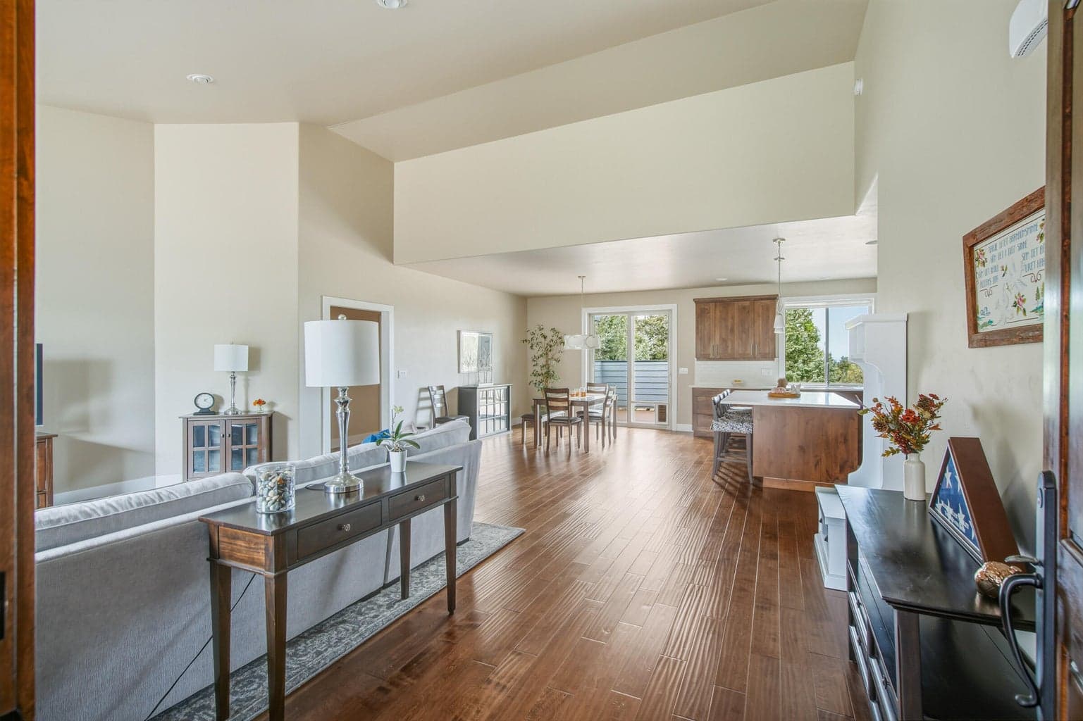 Photo of 10064 Juniper Glen 5 of 74