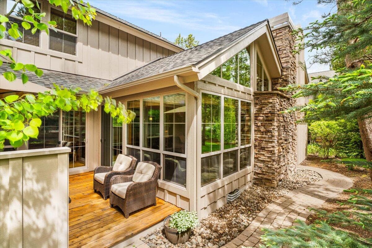 Photo of 57112 Evergreen Loop 35 of 38